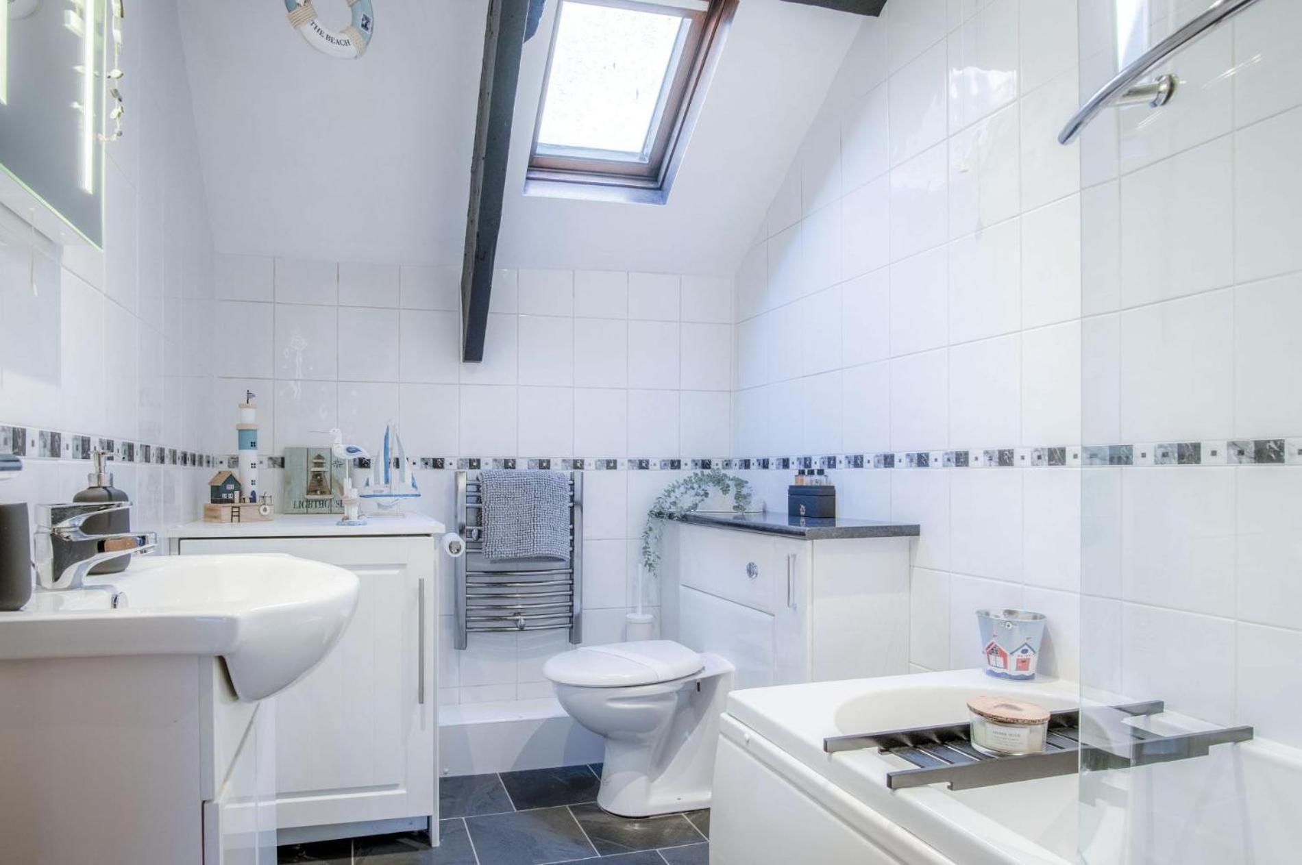 Apartment Cosy At The Mews - 2 Bedroom -
